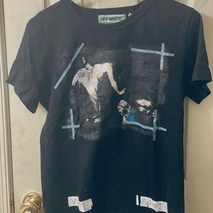 Off white t shirt
